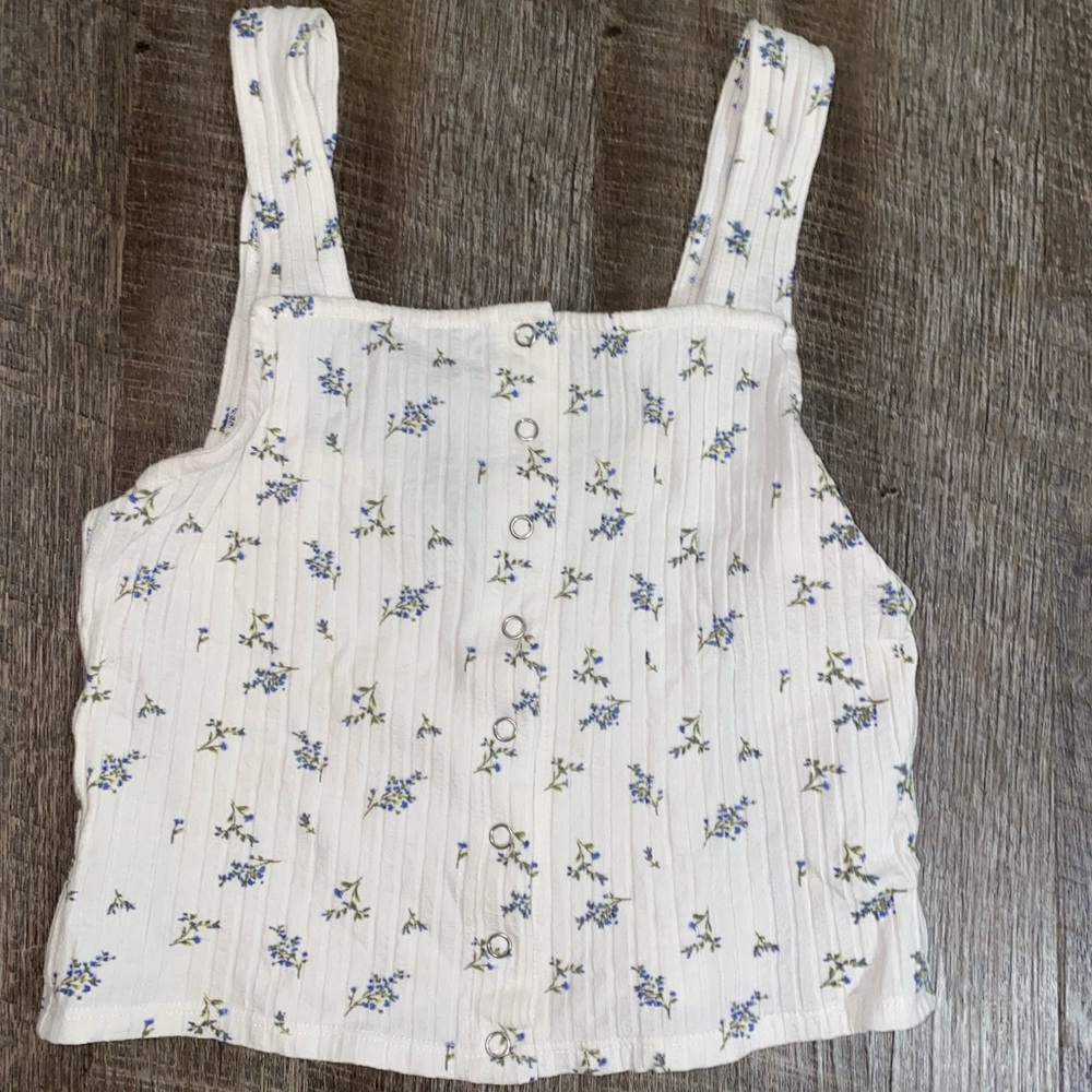 ⚡️3 for $15⚡️ Floral crop tank